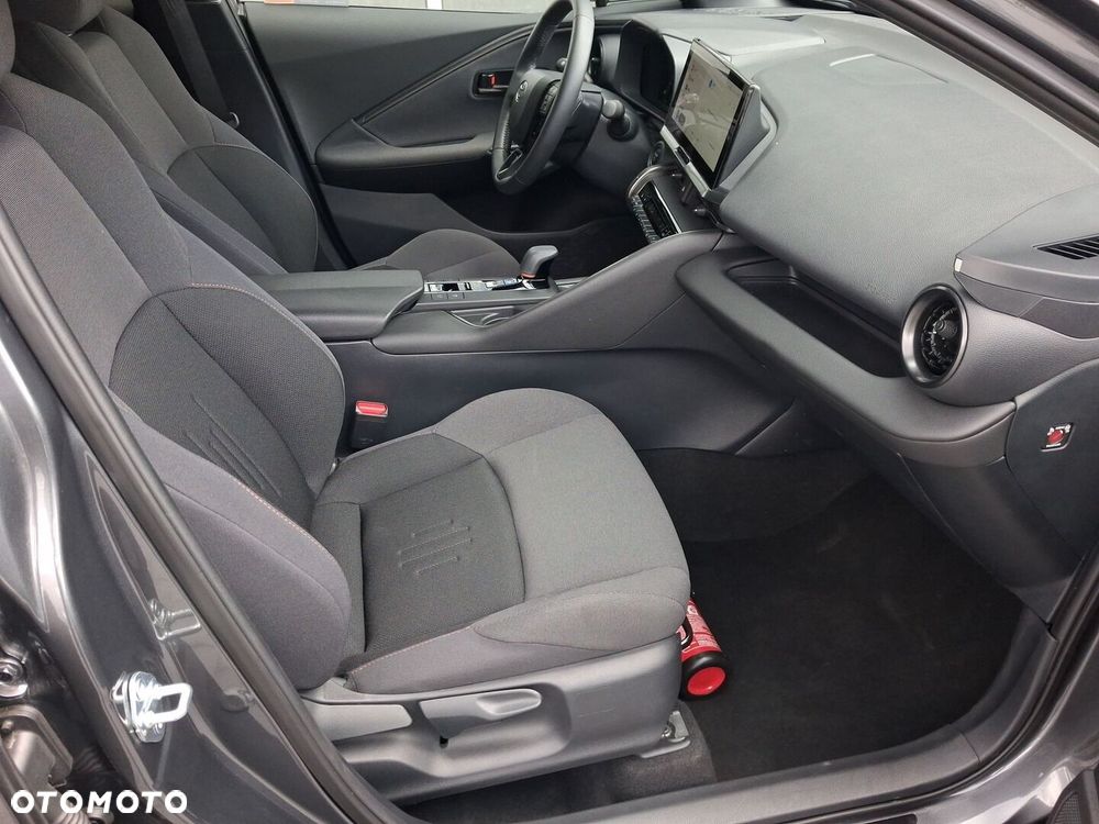Toyota C-HR - 11