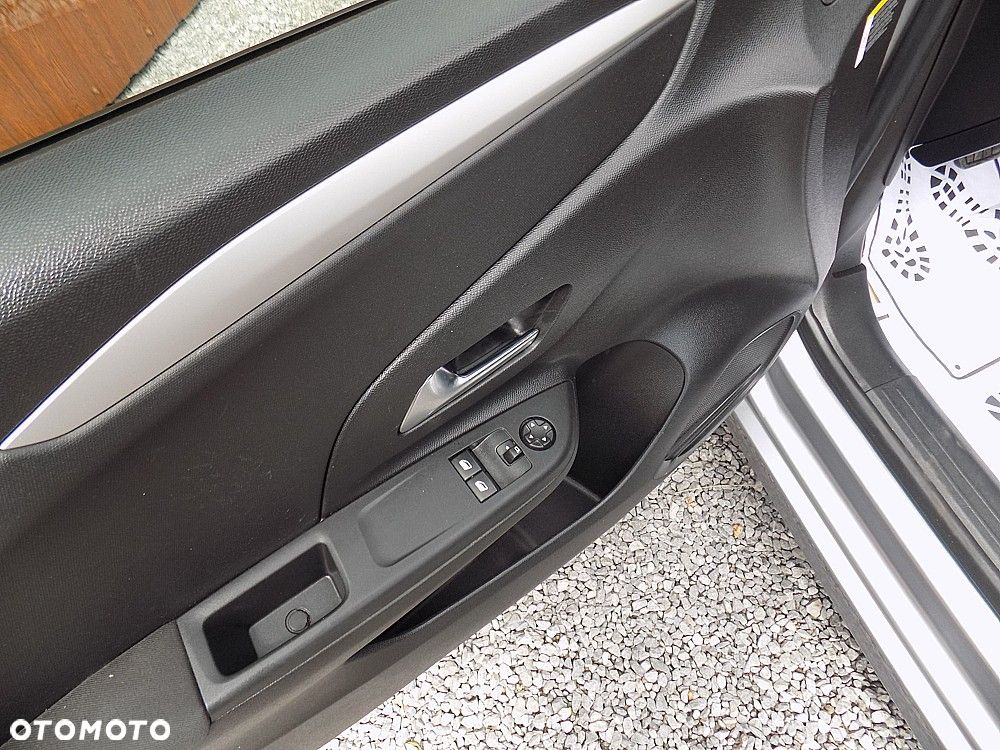Opel Corsa 1.2 Direct Injection Turbo Automatik - 9