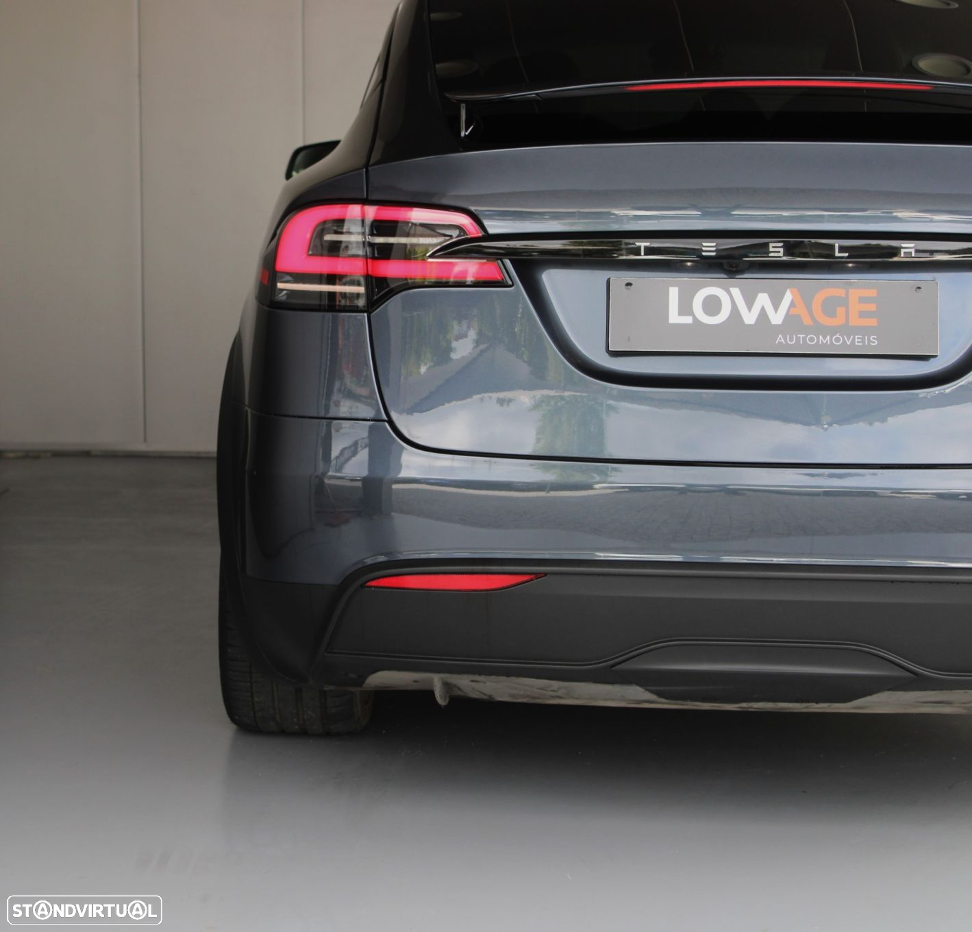 Tesla Model X Long Range AWD - 46