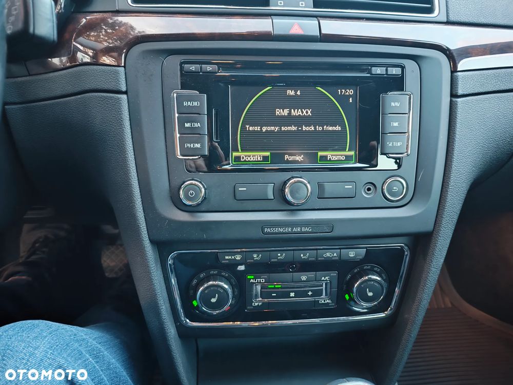 Skoda Superb 2.0 TDI Elegance - 11