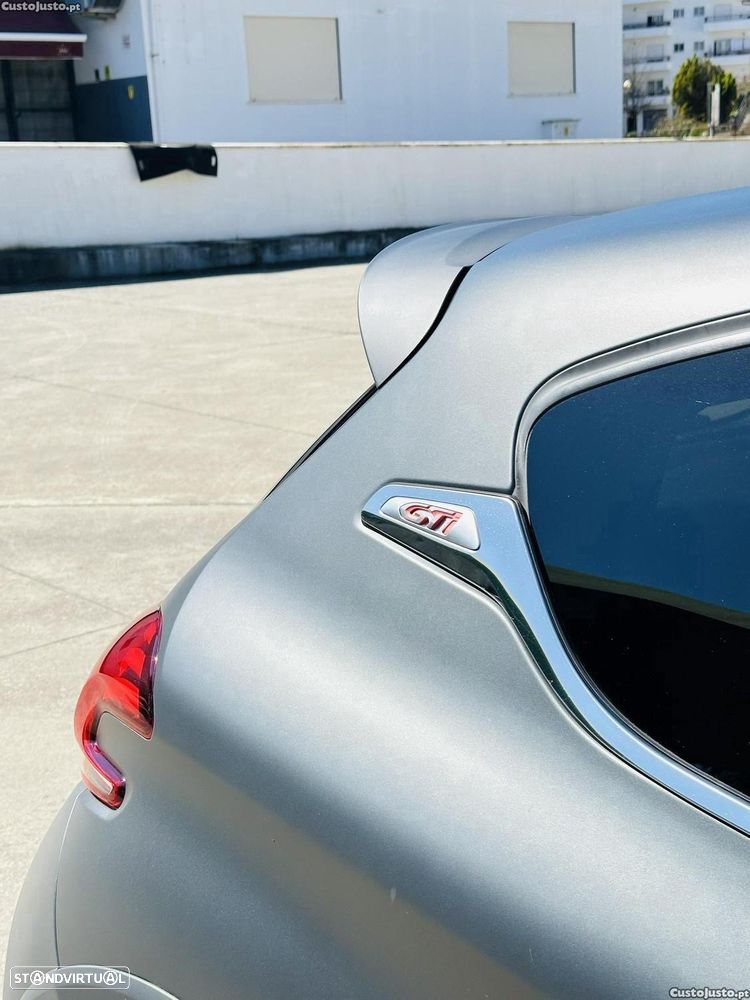 Peugeot 208 GTI e-THP STOP & START 30th - 23