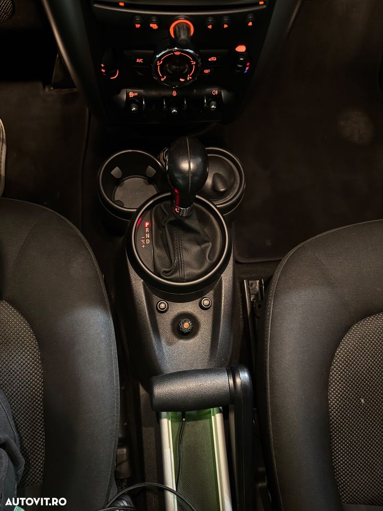 Mini Cooper D AT - 14