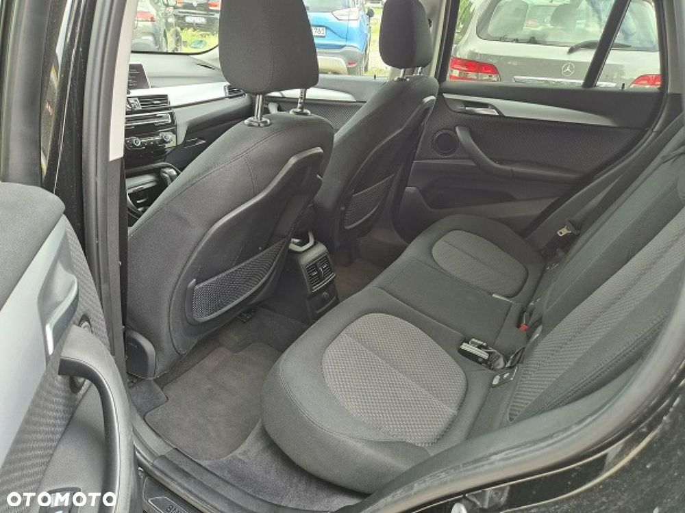 BMW X1 - 18