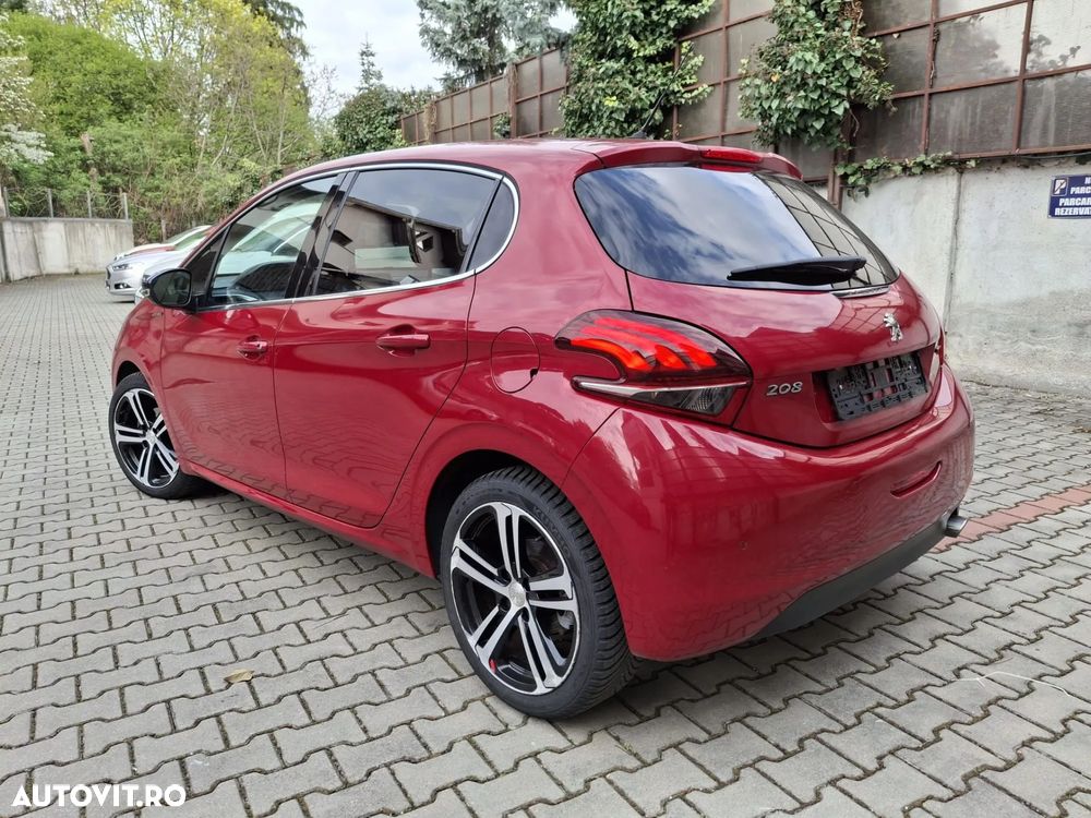 Peugeot 208 PureTech 110 Stop & Start Allure - 4