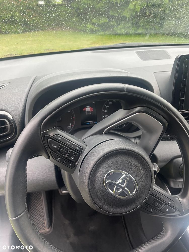 Toyota Yaris 1.5 Comfort - 11