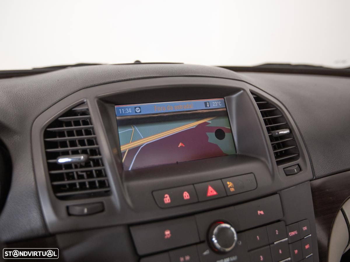 Opel Insignia - 22