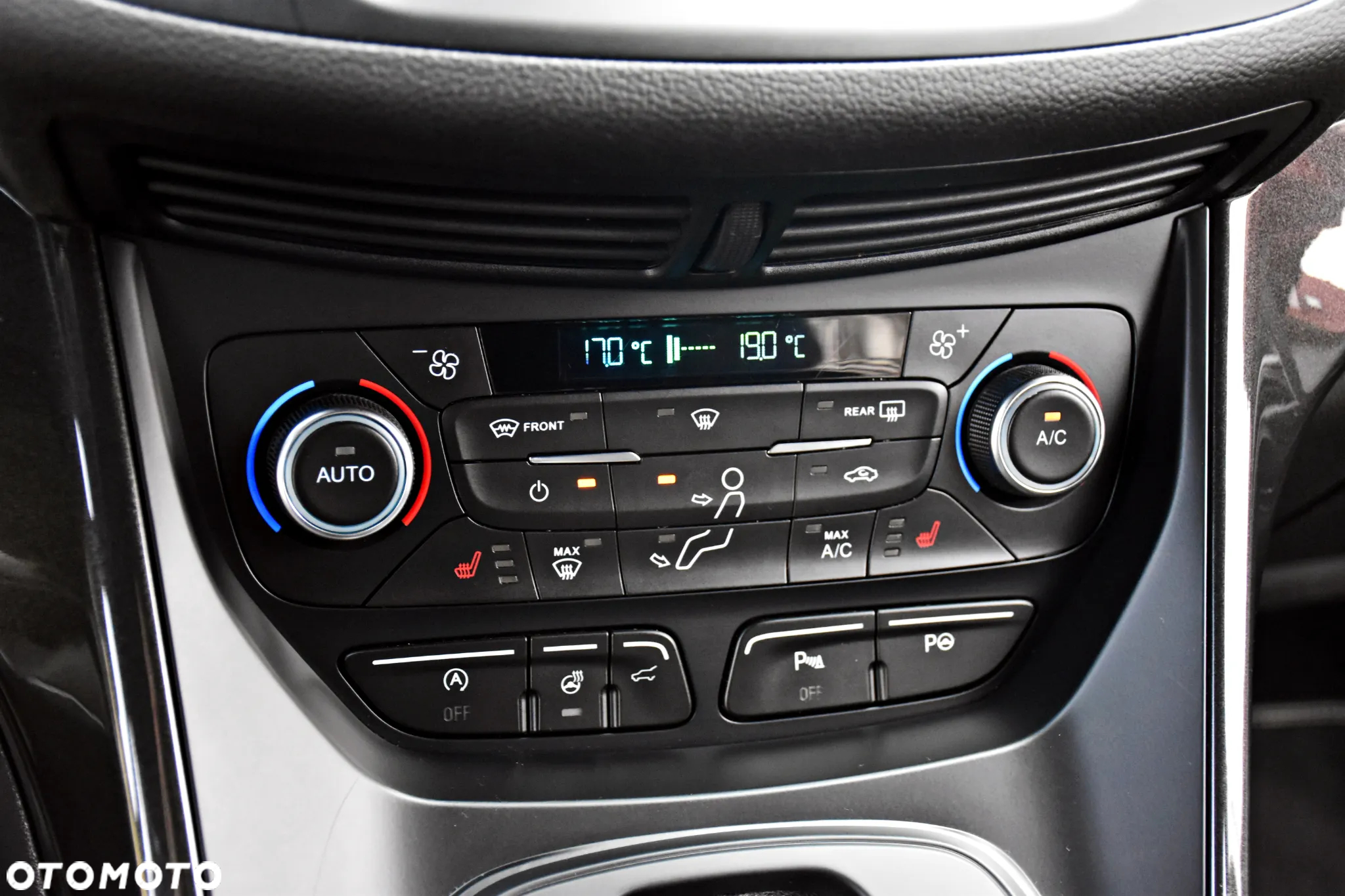 Ford Kuga 1.5 EcoBoost AWD ST-Line ASS - 36