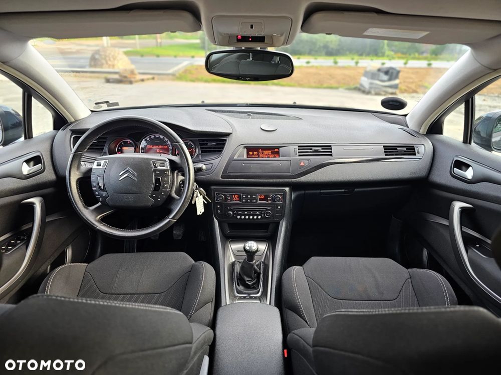 Citroën C5 2.0 16V Confort - 10