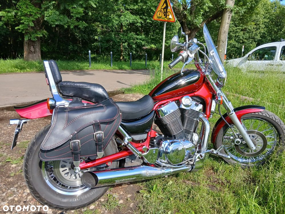 Suzuki Intruder - 9