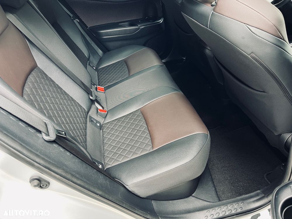 TOYOTA C-HR 2019 — imagine 19