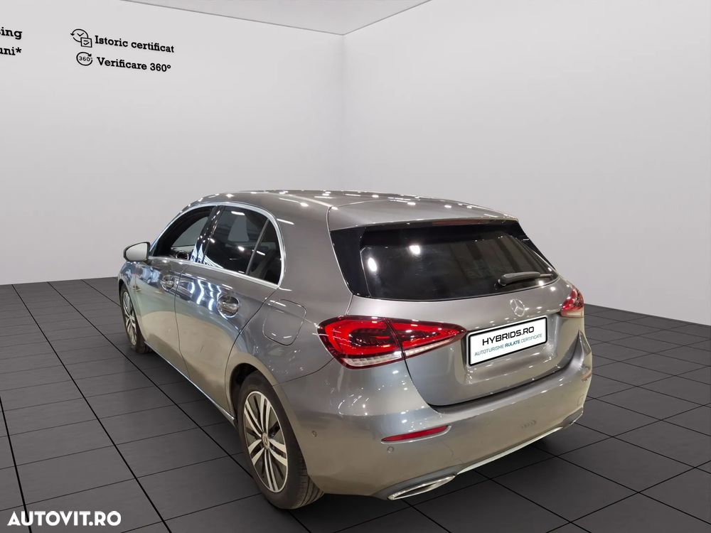 Mercedes-Benz A 180 d 8G-DCT - 2
