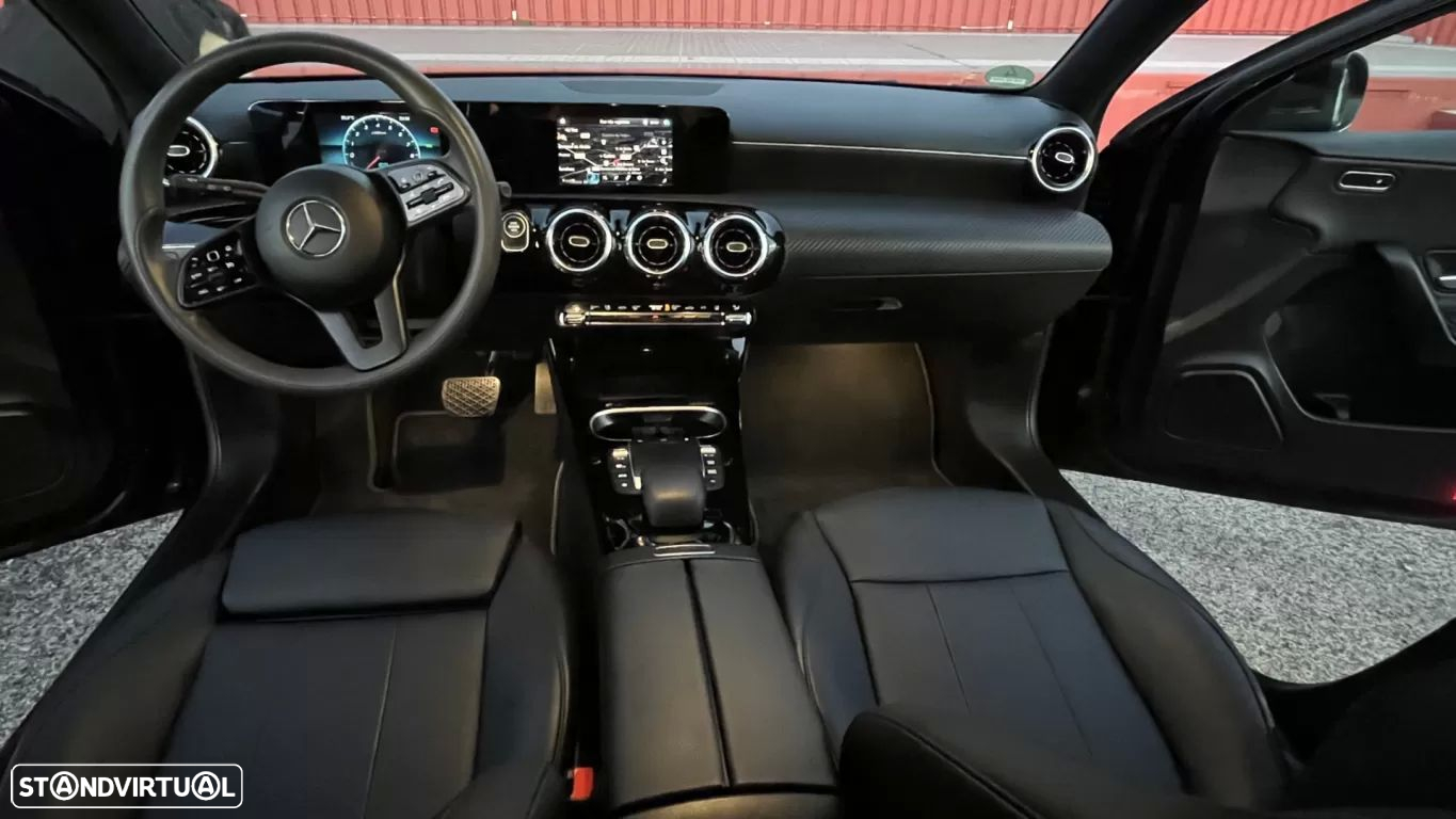 Mercedes-Benz A 250 e - 40