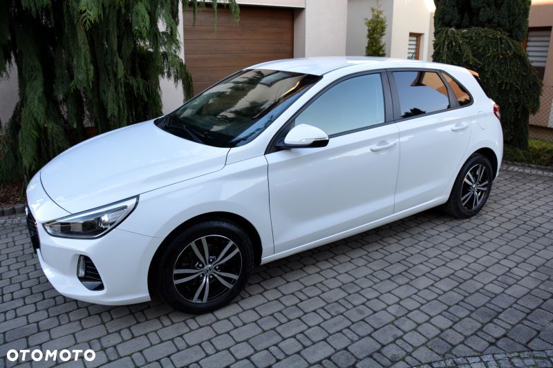 Hyundai i30 1.4 Comfort - 14