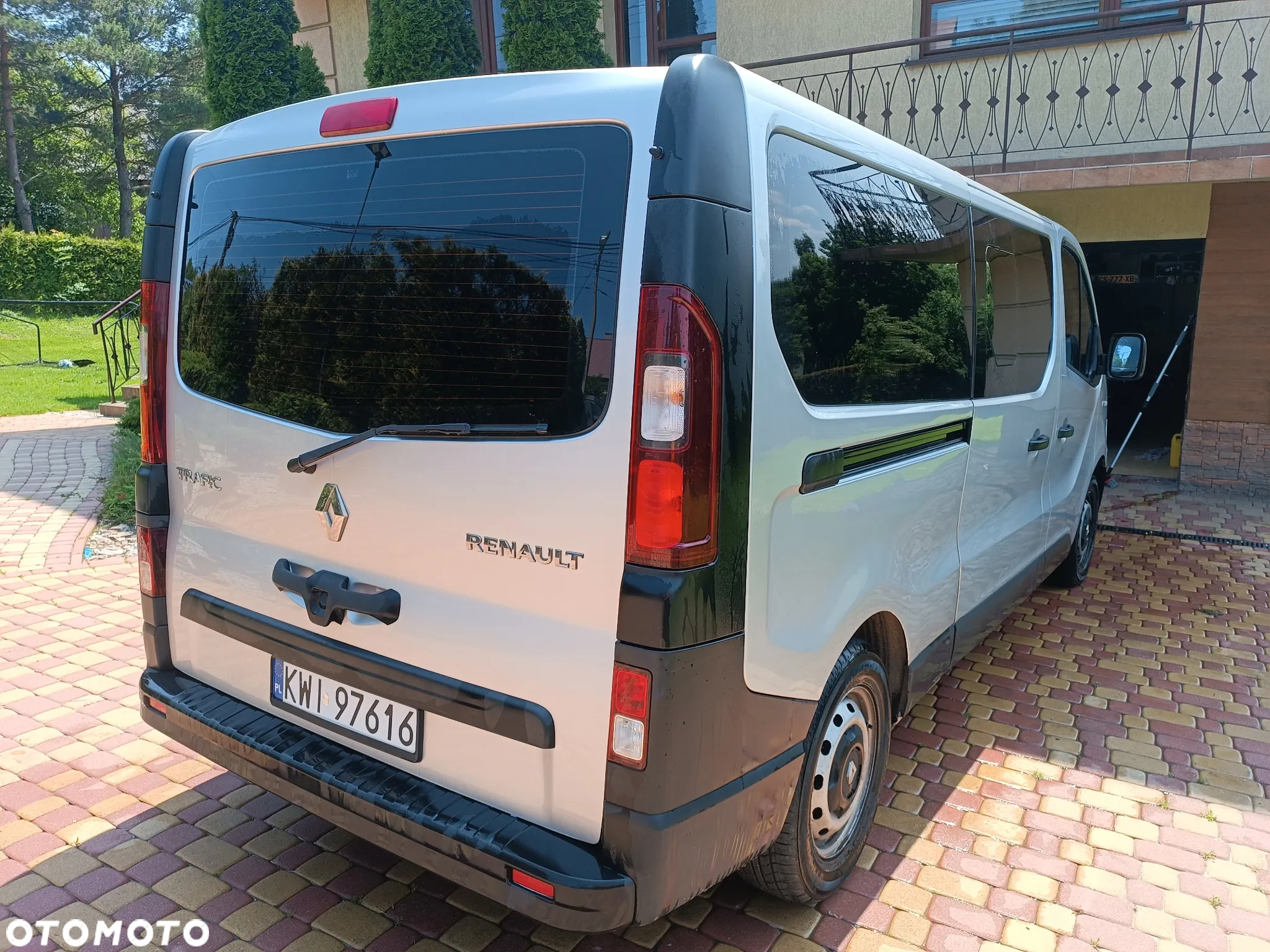 Renault Trafic ENERGY dCi 125 Grand Combi Authentique - 9