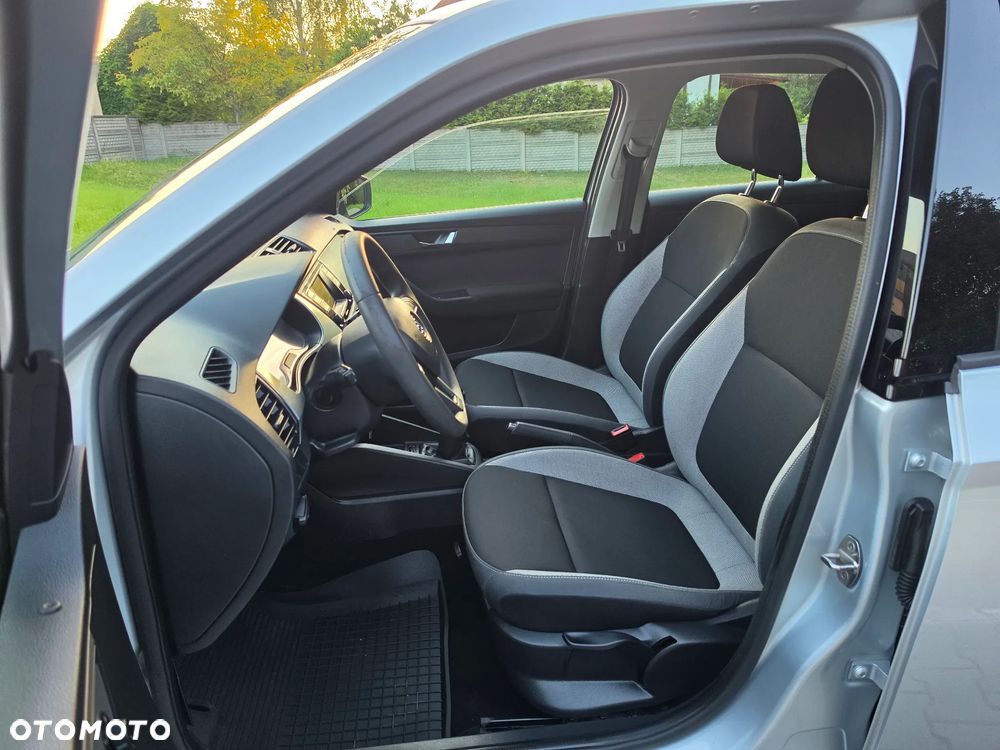 Skoda Fabia 1.2 TSI Active - 10