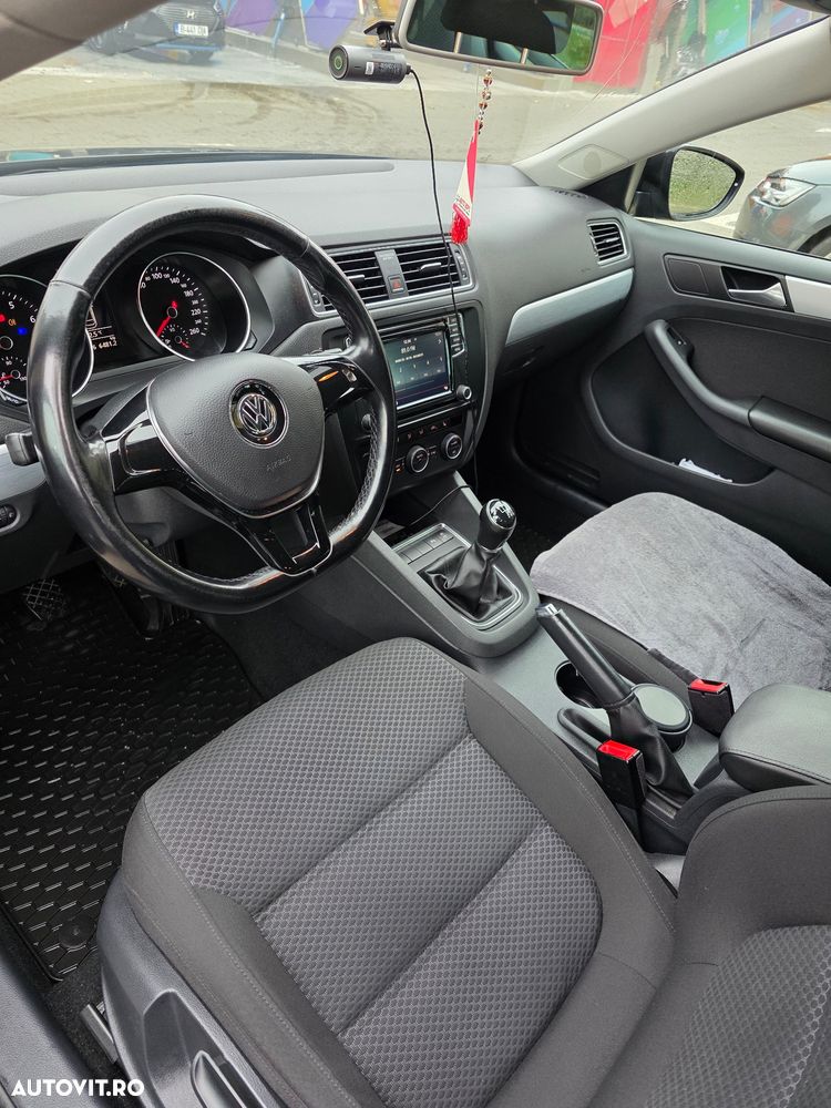 VOLKSWAGEN Jetta 2017 — imagine 10