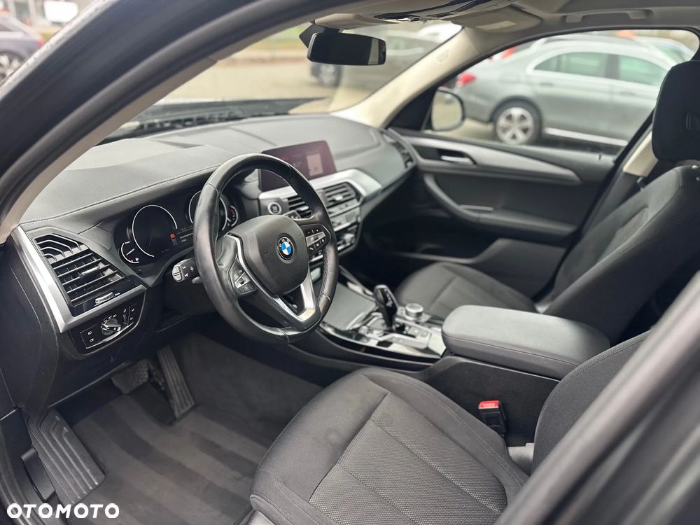 BMW X3 xDrive20d - 12
