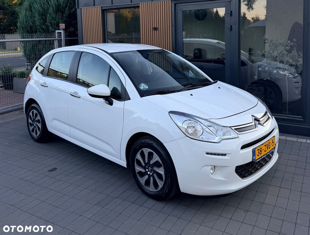 Citroën C3 Pure Tech (VTi) 82 Exclusive - 3
