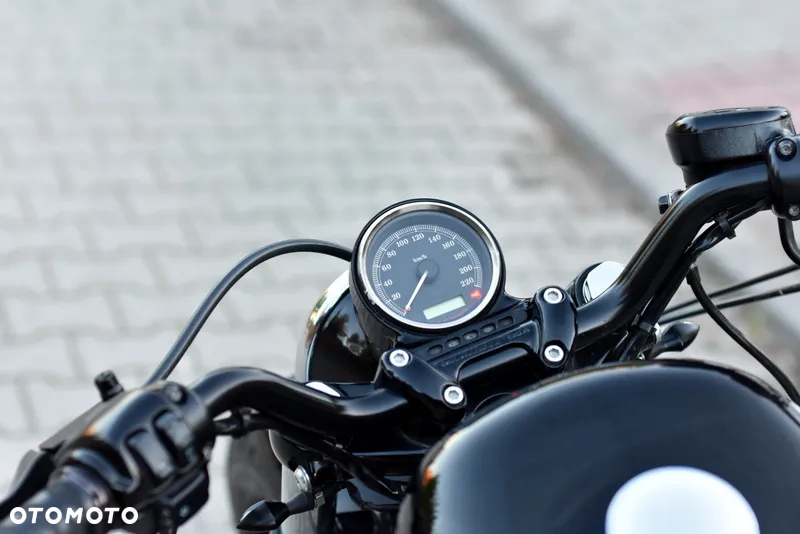 Harley-Davidson Sportster Forty-Eight - 28