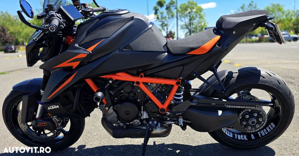 KTM 1390 Super Duke - 5