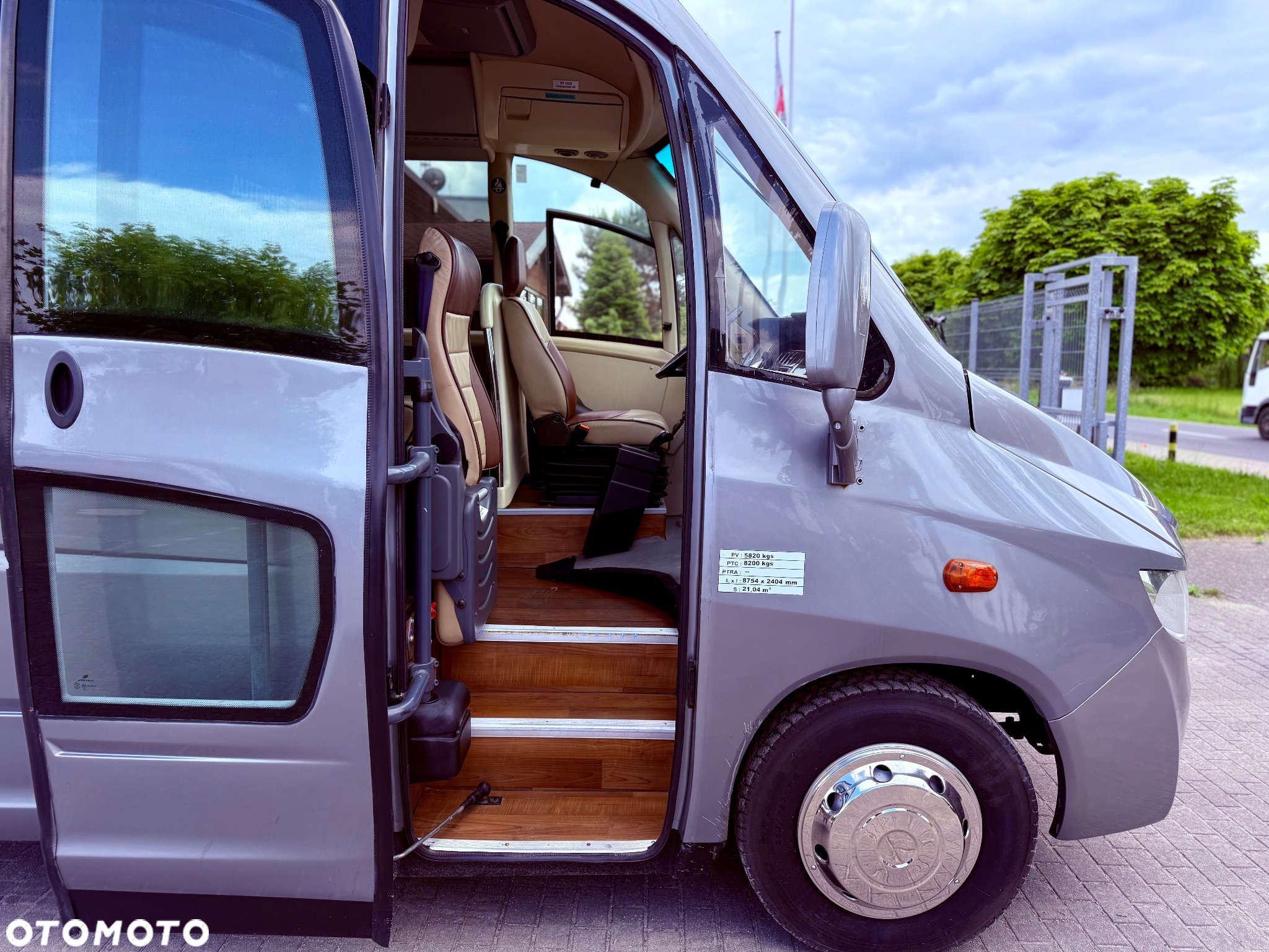 Mercedes-Benz SUNRIDER - 11