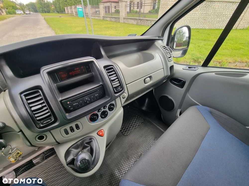 Renault Trafic - 24