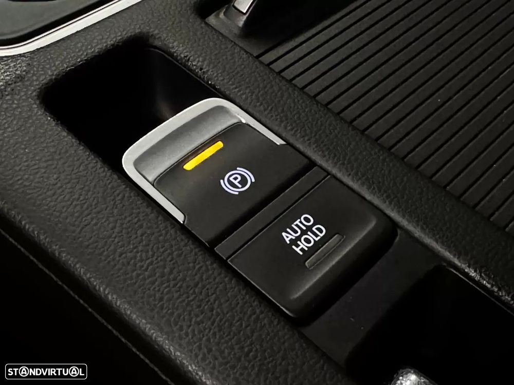 VW Passat Variant 1.6 TDI Confortline DSG - 31