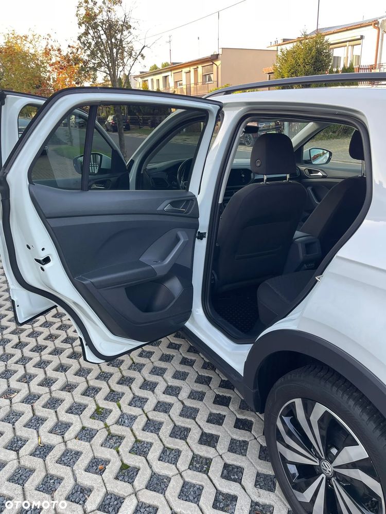 Volkswagen T-Cross - 18