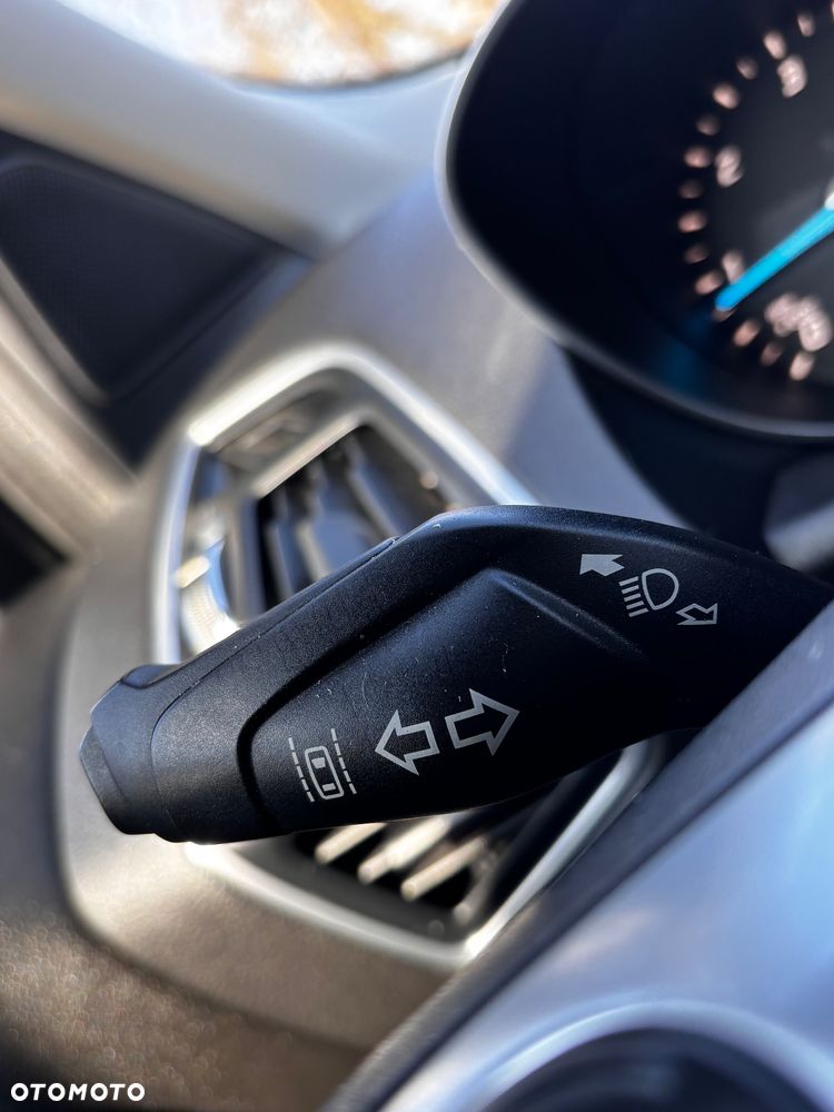 Ford Kuga 2.0 TDCi 4x4 Individual - 16