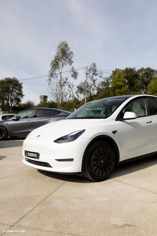 Tesla Model Y Long Range Tração Integral - 22