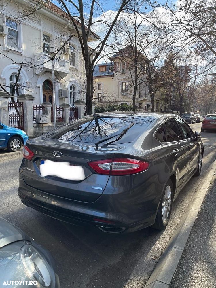 Ford Mondeo 2.0 EcoBoost Titanium - 2