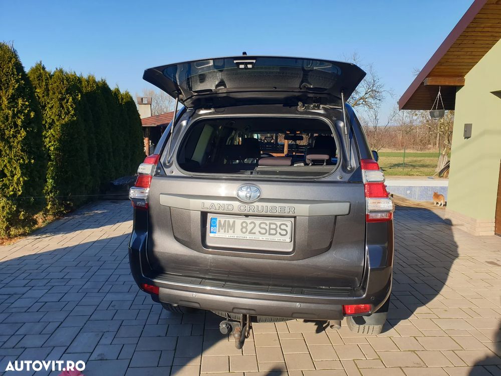 Toyota Land Cruiser 2.8 D-4D Automatik Executive - 3