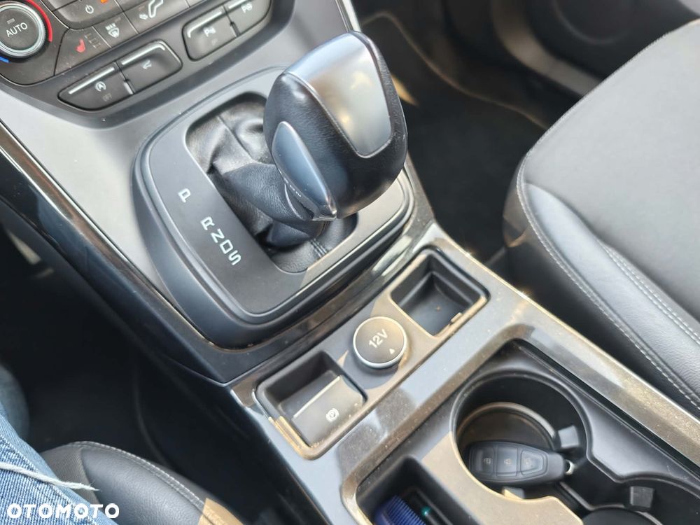Ford Kuga 2.0 TDCi AWD Titanium - 10