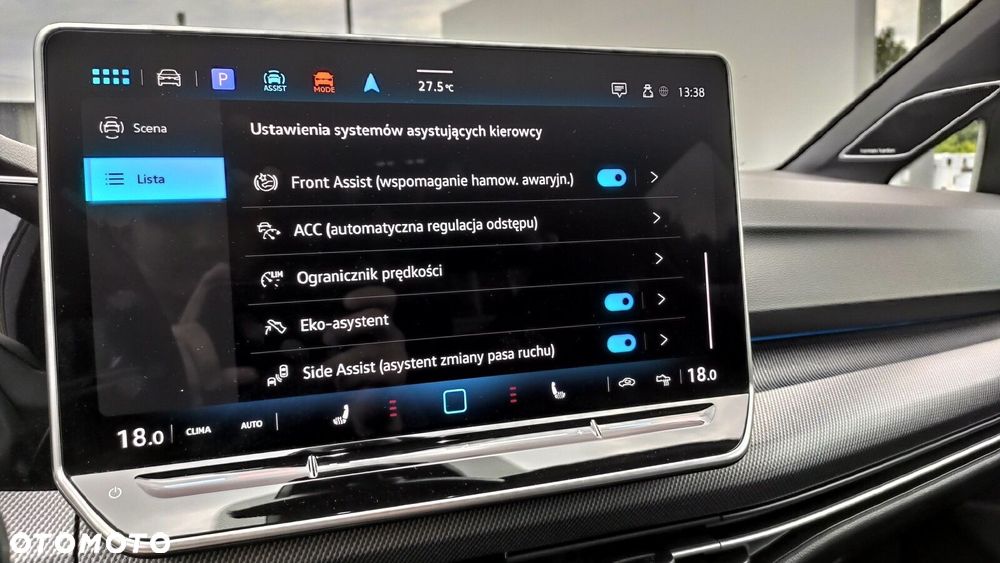 Volkswagen Golf - 22