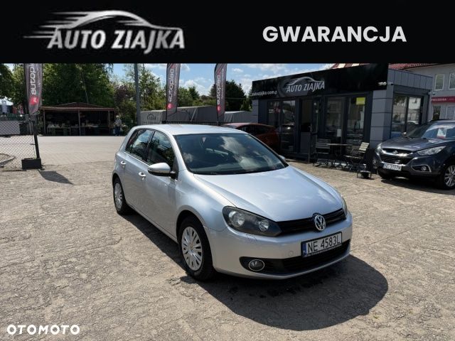 Volkswagen Golf - 1