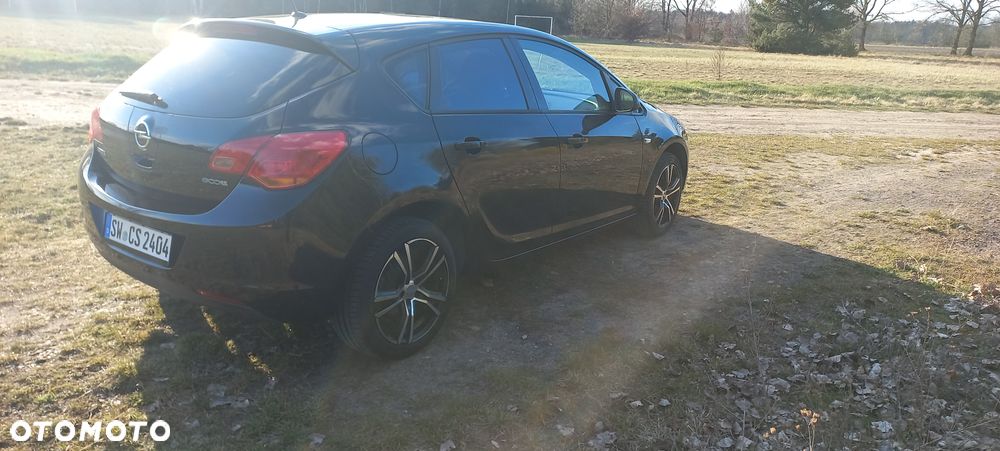 Opel Astra - 4