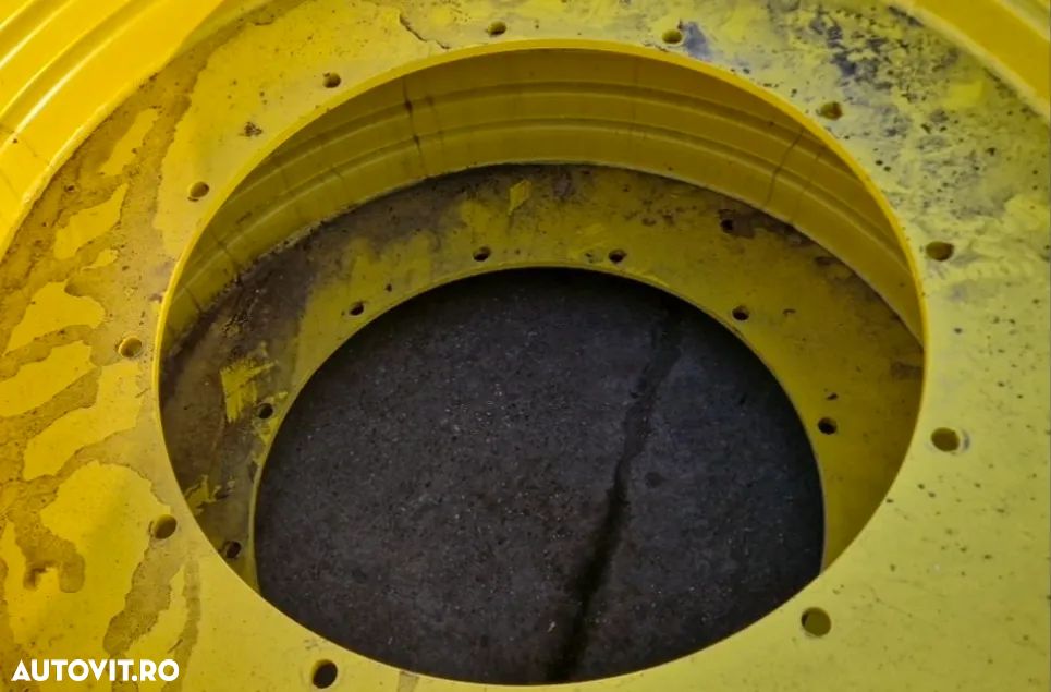 Cauciuc Tractor Nou Michelin IF380/90R50, Inclusiv Janta - 3