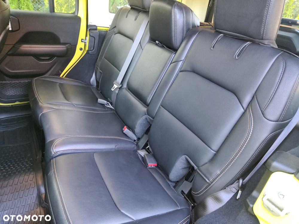 Jeep Wrangler Unlimited GME 2.0 Turbo Sahara - 14