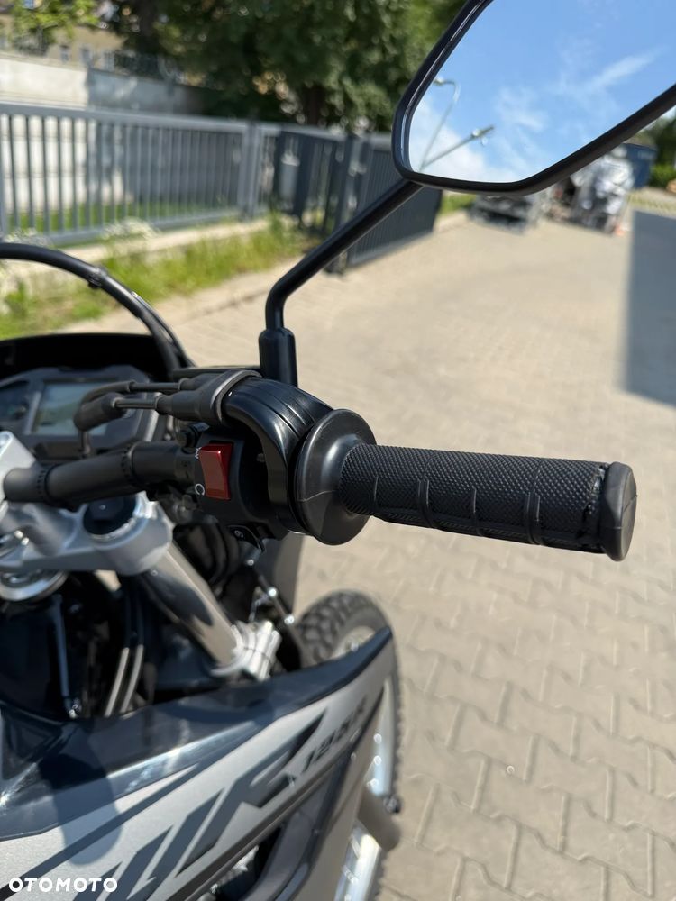 Yamaha WR - 12