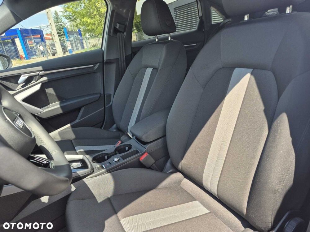 Audi A3 Limousine 30 TFSI mHEV Advanced S tronic - 13
