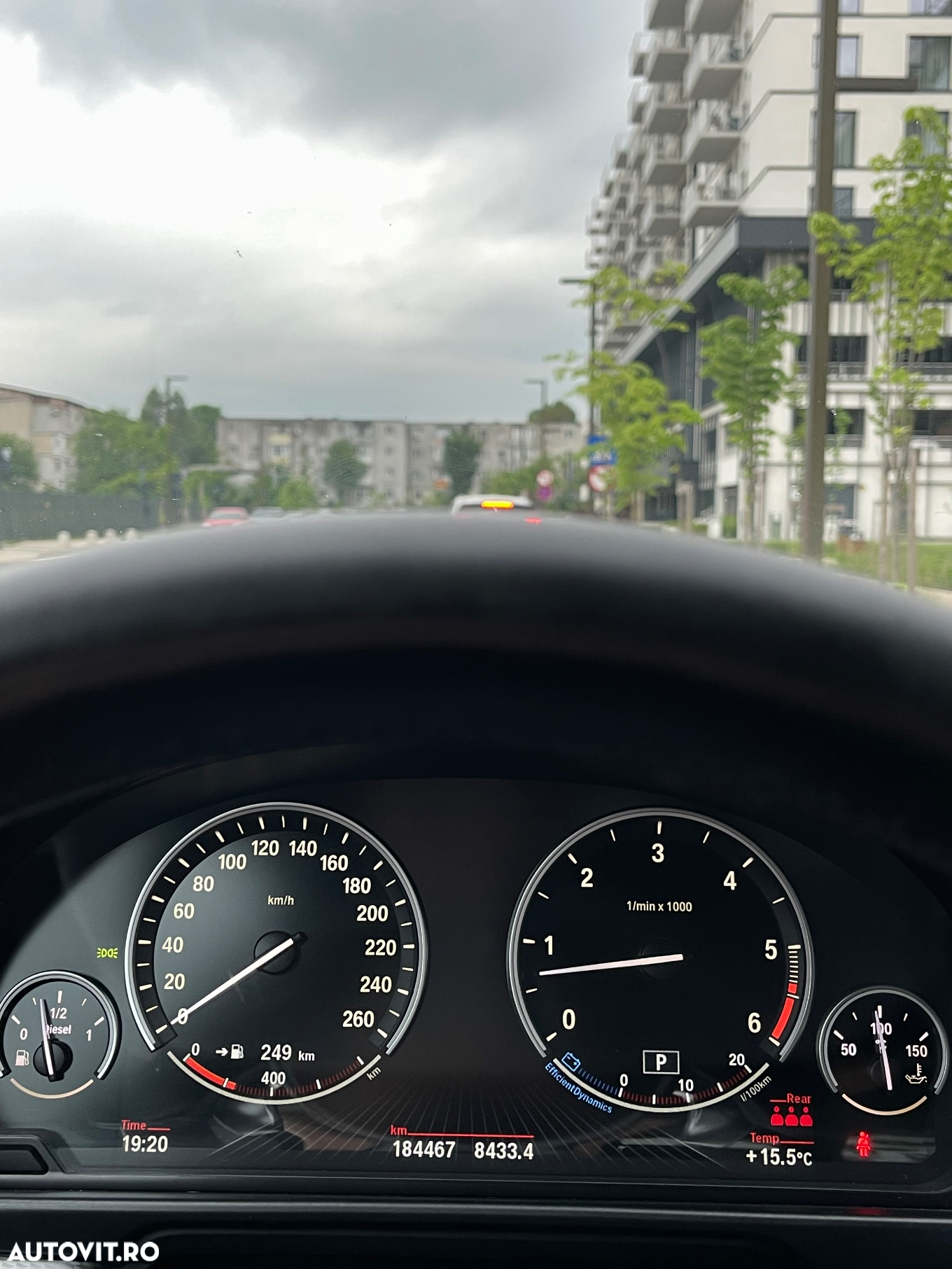 BMW Seria 5 530d xDrive AT - 14