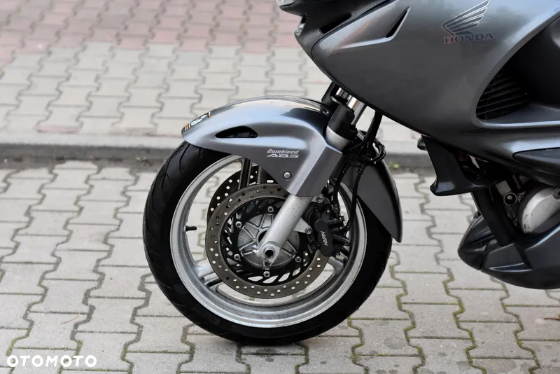 Honda NTV - 21