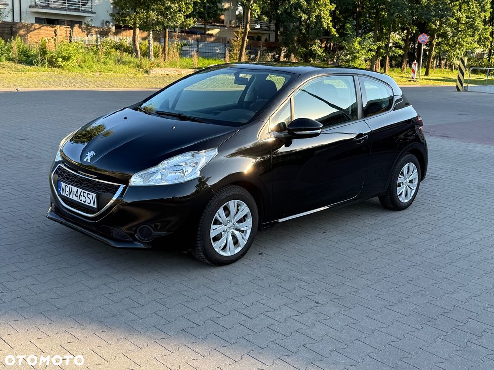 Peugeot 208