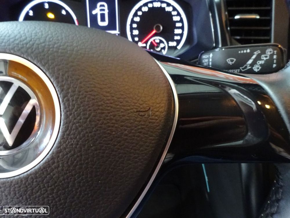 VW T-Roc 2.0 TDI Conceptline - 17