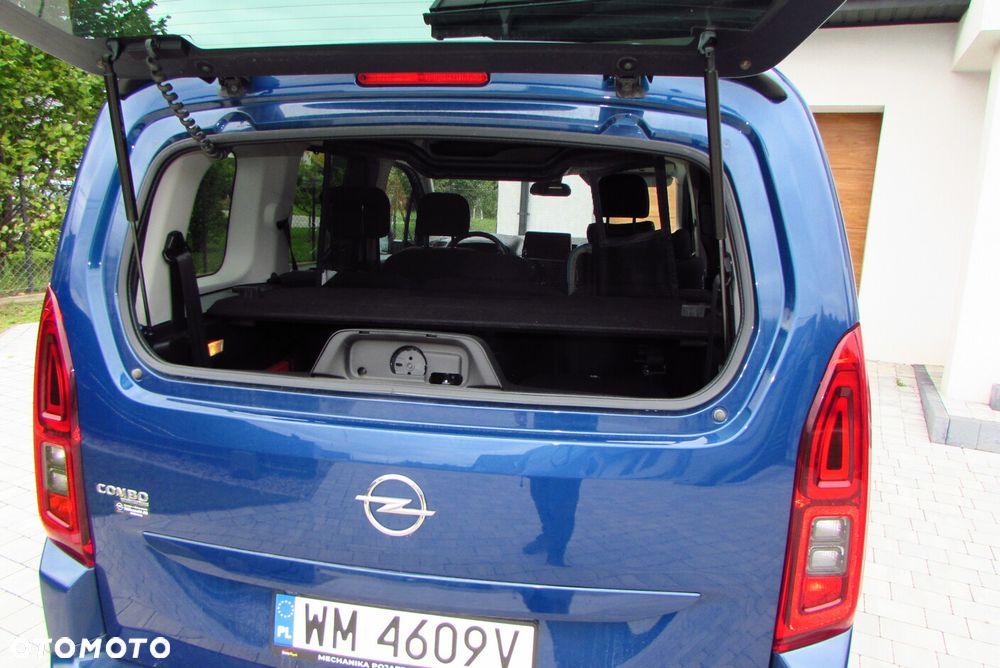 Opel Combo 1.2 Turbo Start/Stop Automatik Innovation - 20