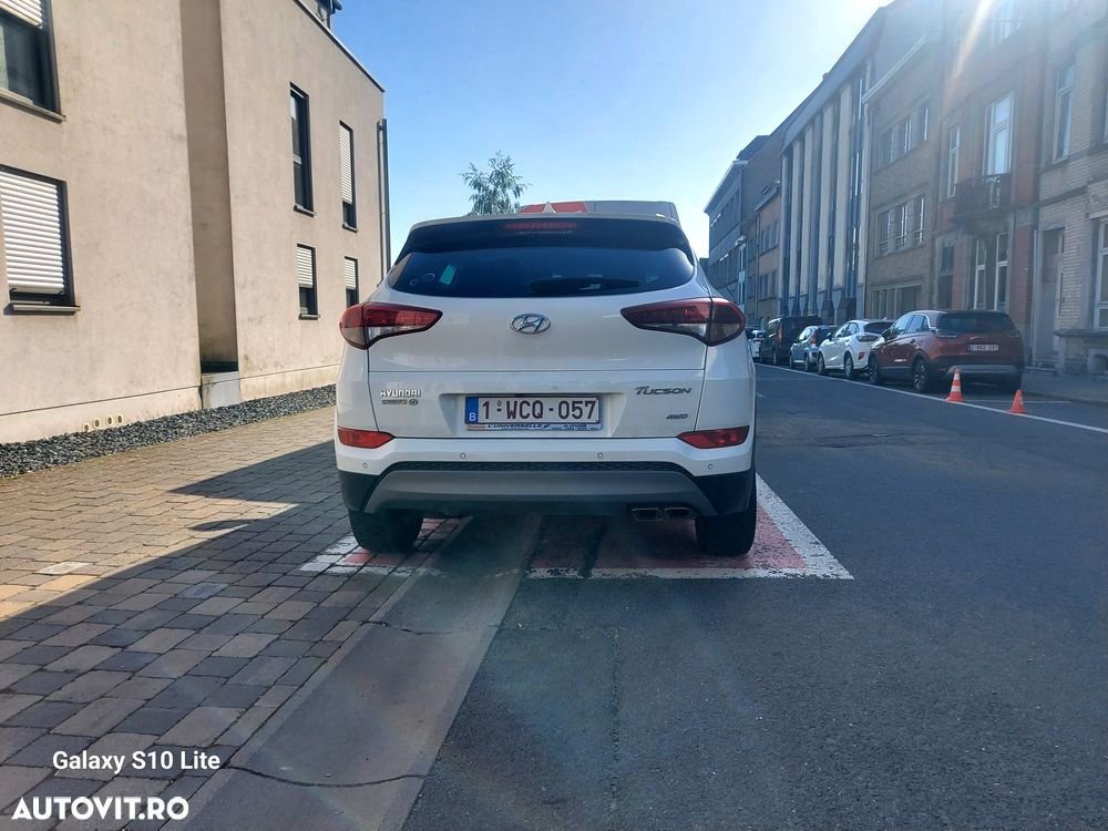 Hyundai Tucson 2.0 CRDI 4WD Trend - 17
