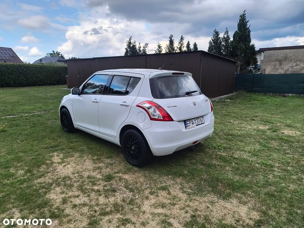 Suzuki Swift - 3