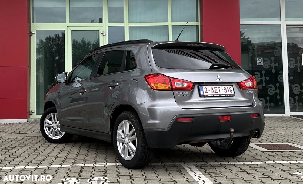 Mitsubishi ASX - 4