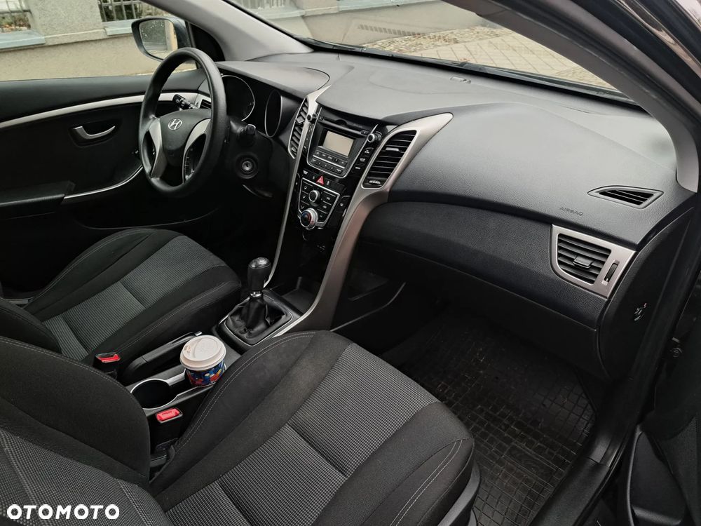 Hyundai i30 1.4 Comfort - 8