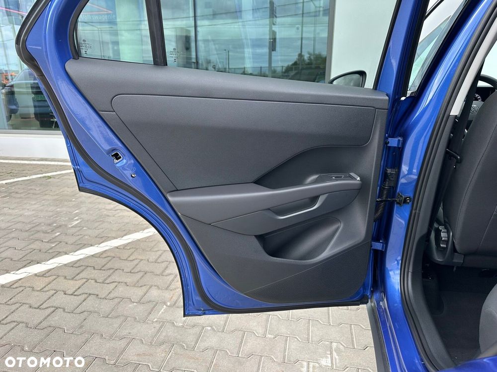 Volkswagen T-Roc - 13